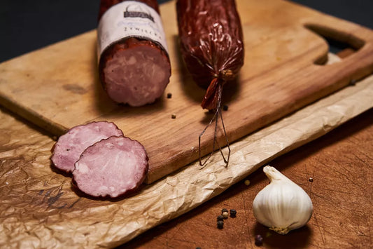 *JANÓW Kiełbasa ze wsi na wagę (200g)